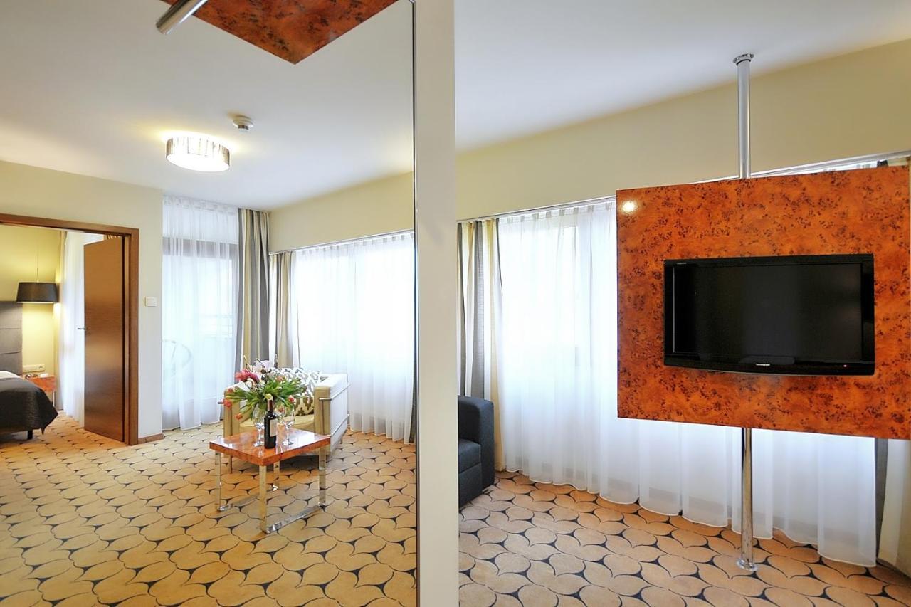 209 W Royal Tulip Sand Przy Plazy Dobruk Apartamenty Колобжег Екстериор снимка